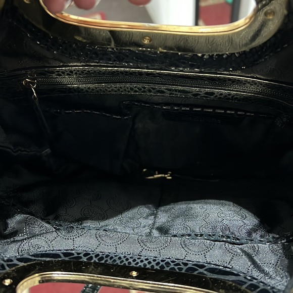 MICHAEL KORS EMBOSSED LEATHER SHOULDER BAG - Picture 5 of 11